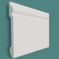 Плинтус UHD 04/120 2м напольн. белый ударопрочн. (клей)