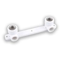 Уголок комбинированный гайка 20*1/2 с креплением двойной   -  19/1